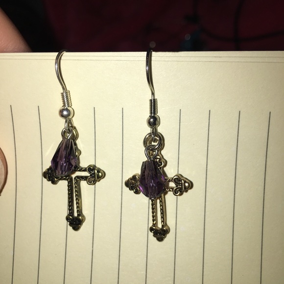 Cross w purple dangle crystal earrings NWT - Picture 3 of 8